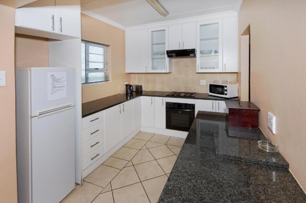 Dolphin Dance Guest house