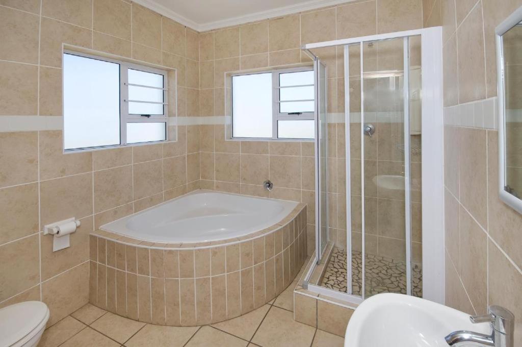 Dolphin Dance Guest house Port Elizabeth
