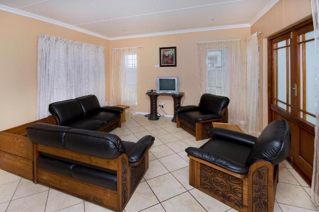 Guest house Dolphin Dance 4*