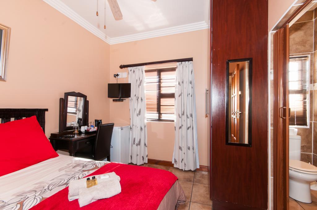Guest house Dolphin Dance 4*